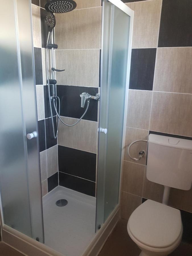 Casa Nord Hotel Buzau Ngoại thất bức ảnh